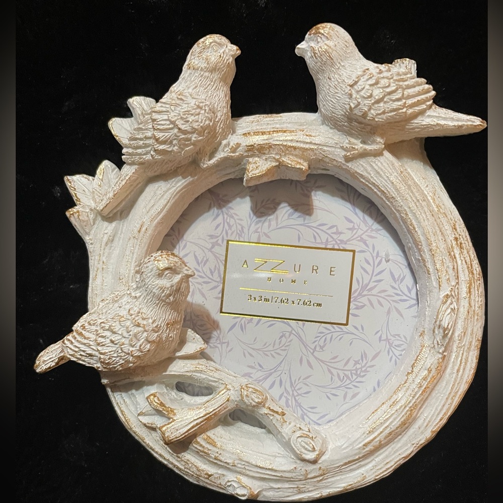 size 3x3.   Azzure home